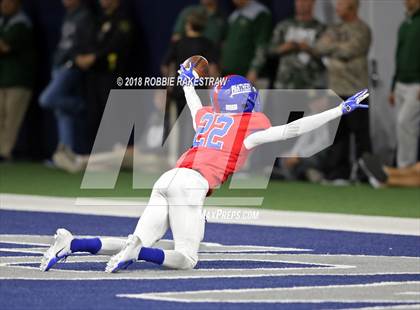 Thumbnail 1 in Carroll vs. Duncanville (UIL 6A Division 1 Quarterfinal) photogallery.
