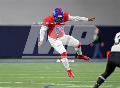 Thumbnail 2 in Carroll vs. Duncanville (UIL 6A Division 1 Quarterfinal) photogallery.