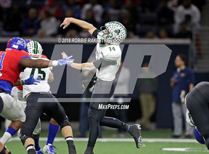 Thumbnail 3 in Carroll vs. Duncanville (UIL 6A Division 1 Quarterfinal) photogallery.