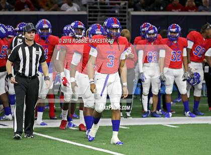 Thumbnail 2 in Carroll vs. Duncanville (UIL 6A Division 1 Quarterfinal) photogallery.