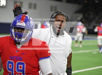 Thumbnail 2 in Carroll vs. Duncanville (UIL 6A Division 1 Quarterfinal) photogallery.