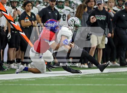 Thumbnail 2 in Carroll vs. Duncanville (UIL 6A Division 1 Quarterfinal) photogallery.