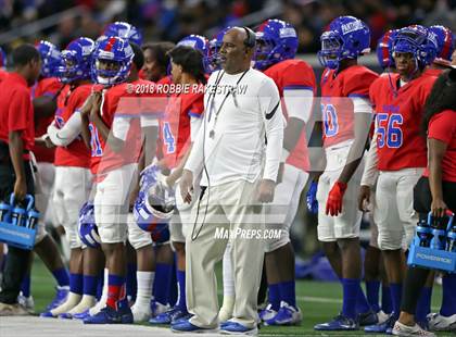 Thumbnail 1 in Carroll vs. Duncanville (UIL 6A Division 1 Quarterfinal) photogallery.