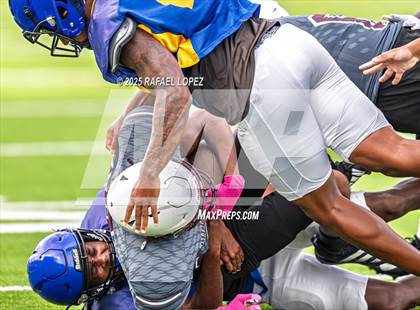 Thumbnail 2 in Waller vs. Channelview (Scrimmage) photogallery.