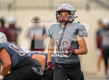 Thumbnail 2 in Waller vs. Channelview (Scrimmage) photogallery.