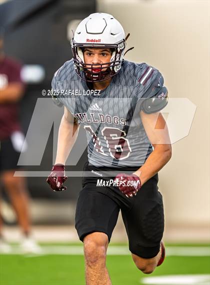 Thumbnail 1 in Waller vs. Channelview (Scrimmage) photogallery.
