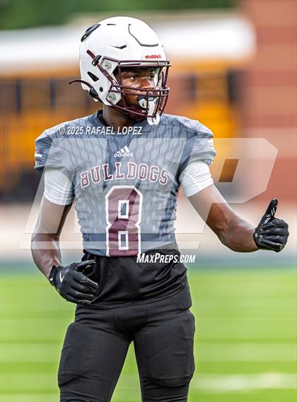 Thumbnail 1 in Waller vs. Channelview (Scrimmage) photogallery.
