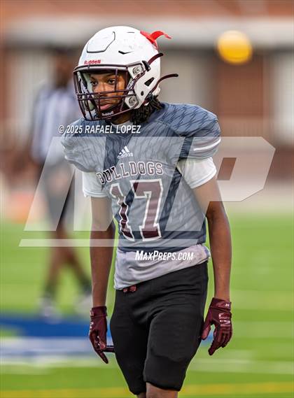 Thumbnail 3 in Waller vs. Channelview (Scrimmage) photogallery.