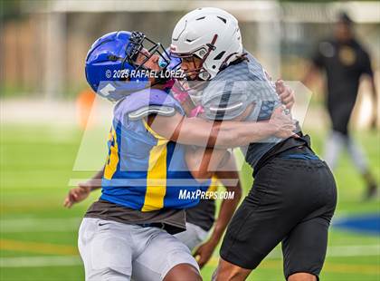 Thumbnail 1 in Waller vs. Channelview (Scrimmage) photogallery.