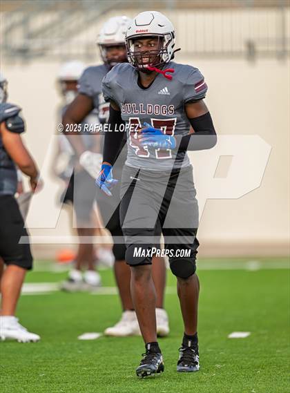 Thumbnail 1 in Waller vs. Channelview (Scrimmage) photogallery.