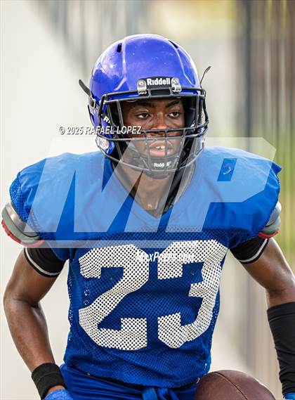 Thumbnail 2 in Waller @ Channelview (Scrimmage) photogallery.