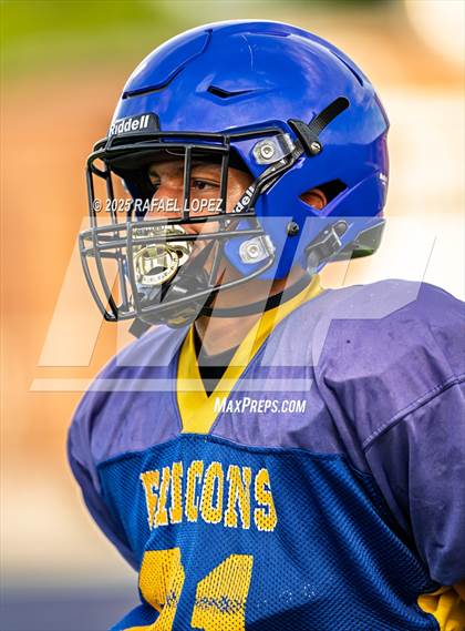 Thumbnail 1 in Waller vs. Channelview (Scrimmage) photogallery.