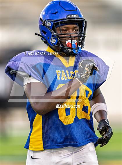 Thumbnail 1 in Waller vs. Channelview (Scrimmage) photogallery.