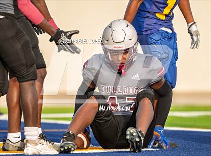 Thumbnail 2 in Waller vs. Channelview (Scrimmage) photogallery.