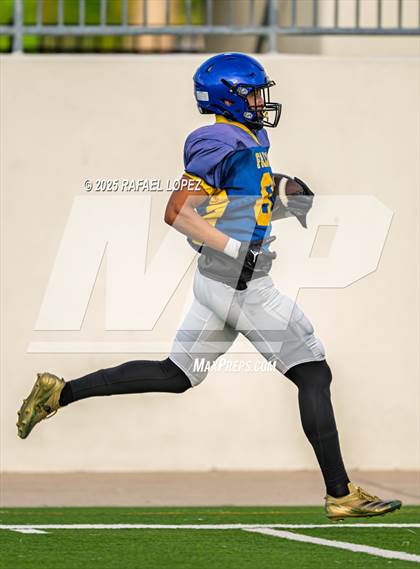 Thumbnail 3 in Waller vs. Channelview (Scrimmage) photogallery.
