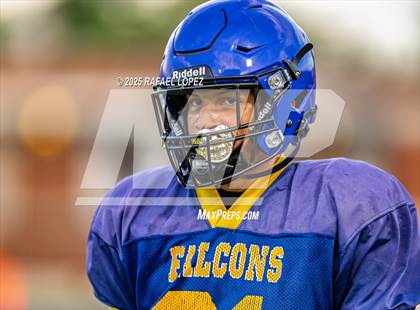 Thumbnail 2 in Waller vs. Channelview (Scrimmage) photogallery.