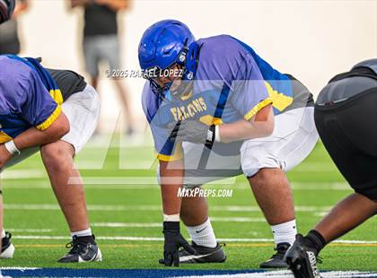 Thumbnail 1 in Waller vs. Channelview (Scrimmage) photogallery.