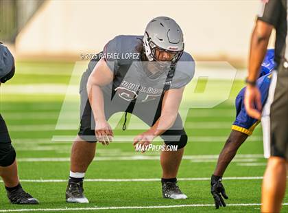 Thumbnail 2 in Waller vs. Channelview (Scrimmage) photogallery.
