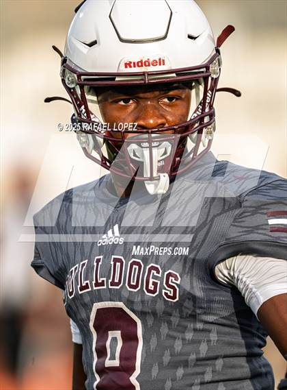 Thumbnail 2 in Waller vs. Channelview (Scrimmage) photogallery.