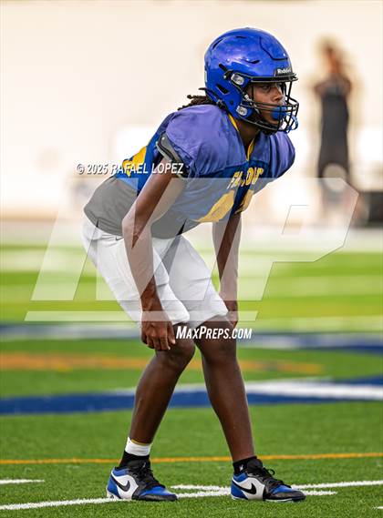 Thumbnail 2 in Waller vs. Channelview (Scrimmage) photogallery.