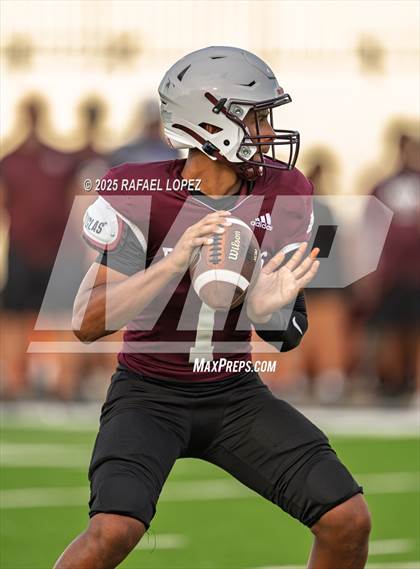 Thumbnail 2 in Waller vs. Channelview (Scrimmage) photogallery.