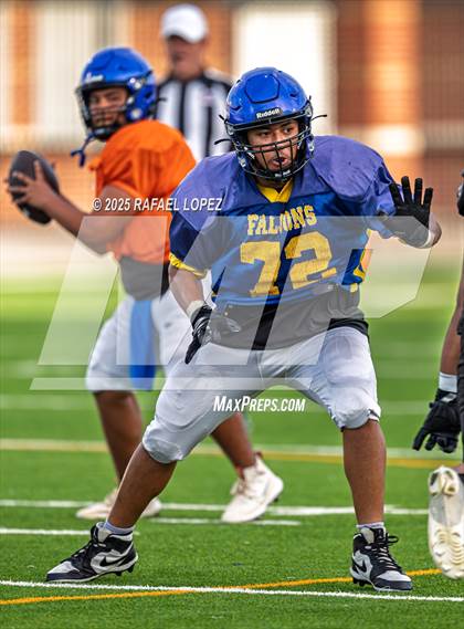 Thumbnail 3 in Waller vs. Channelview (Scrimmage) photogallery.
