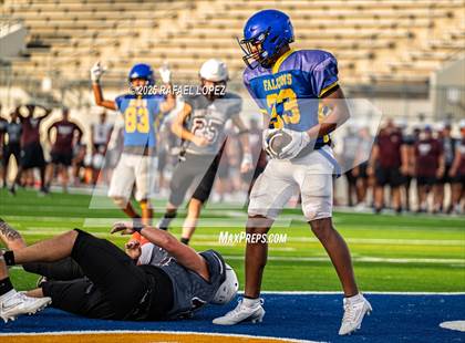 Thumbnail 3 in Waller vs. Channelview (Scrimmage) photogallery.
