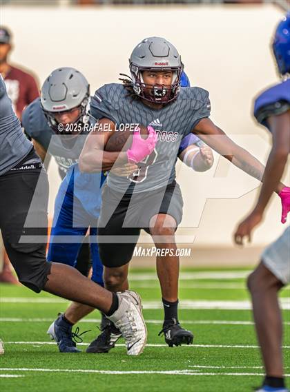 Thumbnail 2 in Waller vs. Channelview (Scrimmage) photogallery.