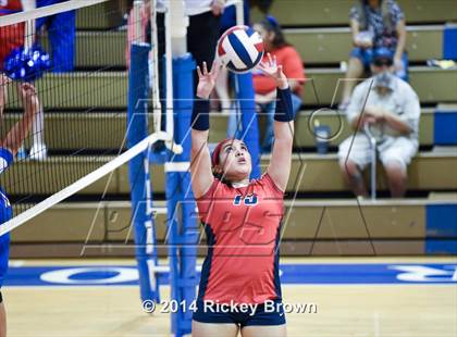 Thumbnail 3 in Plainview vs Cooper Abilene photogallery.