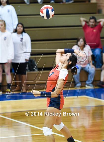 Thumbnail 1 in Plainview vs Cooper Abilene photogallery.