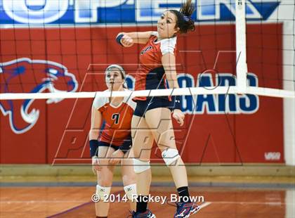 Thumbnail 2 in Plainview vs Cooper Abilene photogallery.