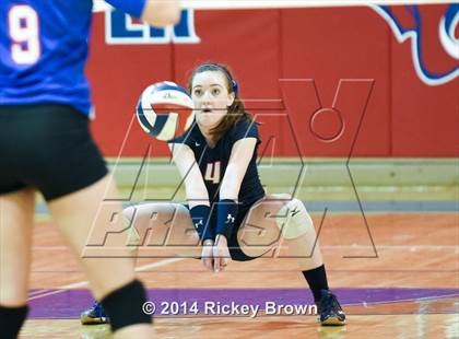 Thumbnail 1 in Plainview vs Cooper Abilene photogallery.