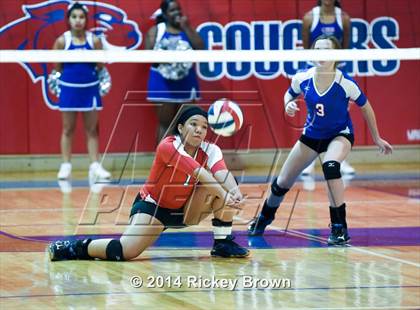 Thumbnail 3 in Plainview vs Cooper Abilene photogallery.