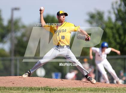 Thumbnail 2 in Spencerport @ Brighton (Section 5 Class A Quarterfinal) photogallery.