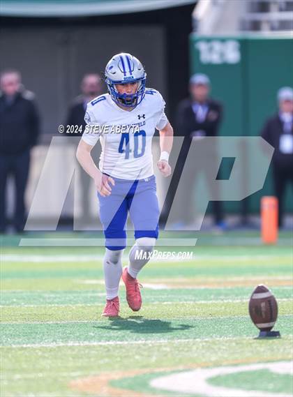 Thumbnail 2 in Broomfield vs. Montrose (CHSAA 4A Championship) photogallery.
