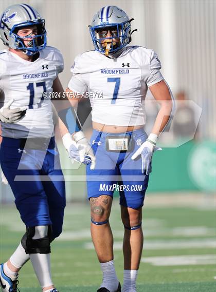 Thumbnail 2 in Broomfield vs. Montrose (CHSAA 4A Championship) photogallery.
