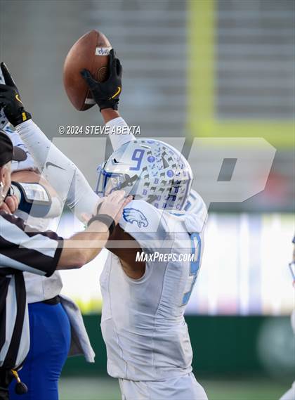 Thumbnail 2 in Broomfield vs. Montrose (CHSAA 4A Championship) photogallery.