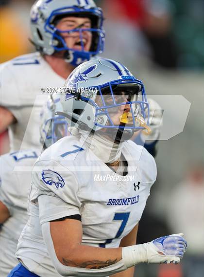 Thumbnail 2 in Broomfield vs. Montrose (CHSAA 4A Championship) photogallery.