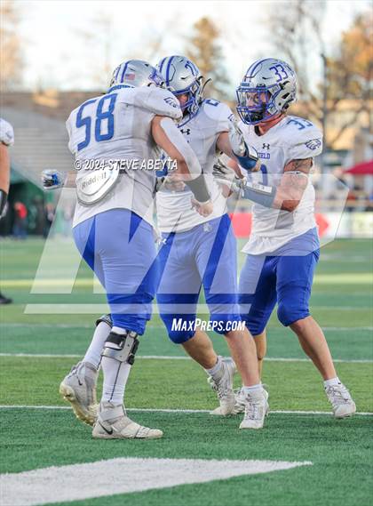 Thumbnail 2 in Broomfield vs. Montrose (CHSAA 4A Championship) photogallery.