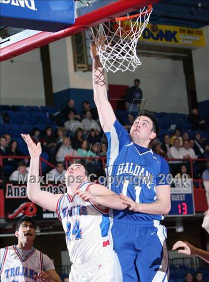 Thumbnail 1 in Haldane vs Blind Brook (Section 1 C Semifinal) photogallery.
