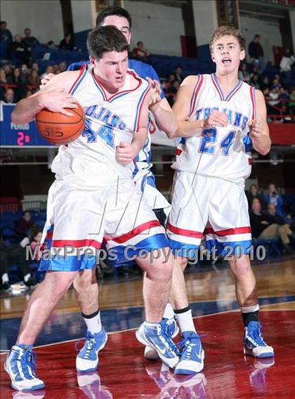 Thumbnail 2 in Haldane vs Blind Brook (Section 1 C Semifinal) photogallery.