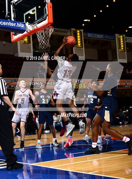 Thumbnail 3 in Newburgh Free Academy vs. Iona Prep (Slam Dunk Tournament Final) photogallery.