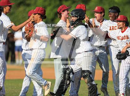 Thumbnail 2 in Westlake vs Arcadia (CIF SS D2 Rnd 3 Playoff) photogallery.