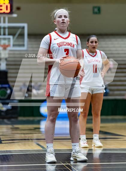 Thumbnail 3 in Notre Dame vs. Tappan Zee (NYSPHSAA Class A Final) photogallery.