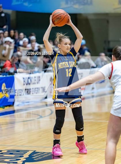 Thumbnail 2 in Notre Dame vs. Tappan Zee (NYSPHSAA Class A Final) photogallery.