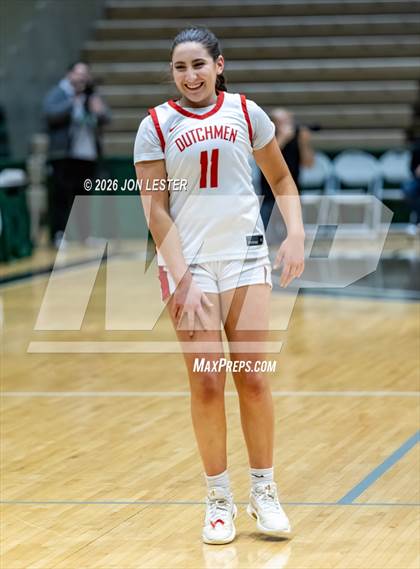 Thumbnail 2 in Notre Dame vs. Tappan Zee (NYSPHSAA Class A Final) photogallery.