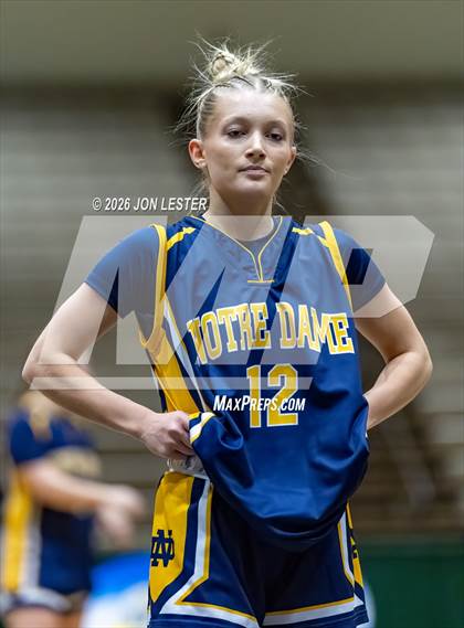 Thumbnail 2 in Notre Dame vs. Tappan Zee (NYSPHSAA Class A Final) photogallery.