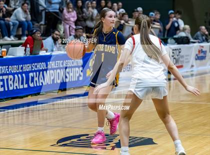 Thumbnail 2 in Notre Dame vs. Tappan Zee (NYSPHSAA Class A Final) photogallery.