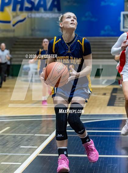 Thumbnail 2 in Notre Dame vs. Tappan Zee (NYSPHSAA Class A Final) photogallery.
