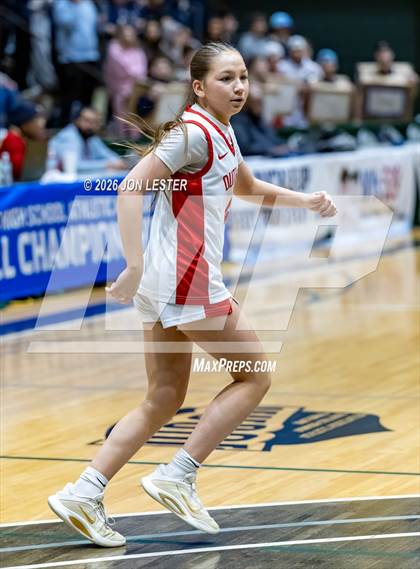 Thumbnail 2 in Notre Dame vs. Tappan Zee (NYSPHSAA Class A Final) photogallery.
